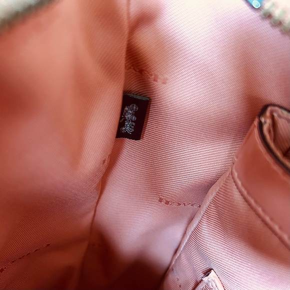 Coach Large Structured Pebble Tote w/Padded Tablet Compartment Excellent Cond. - Picture 16 of 16